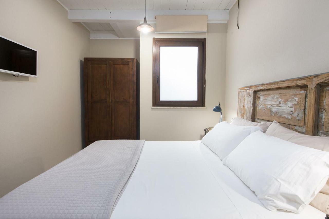 White House Apartment กาญารี ภายนอก รูปภาพ