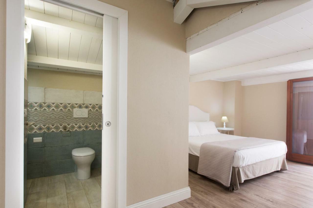 White House Apartment กาญารี ภายนอก รูปภาพ